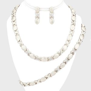 Silver 3 Piece X and O Style Necklace Jewelry Set Rhinestone Chain XOXO